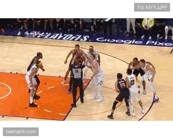 详细解读防守三秒 NBA 规则的定义与裁判判罚具体标准 详细解读防守三秒 NBA 规则的定义与裁判判罚具体标准